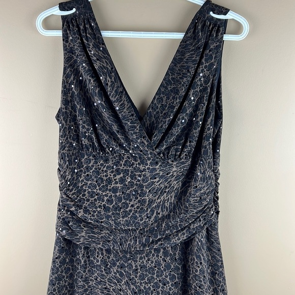 𝅺Ronni Nicole Brown Black Dress with Sparkles size 12 - Picture 4 of 9